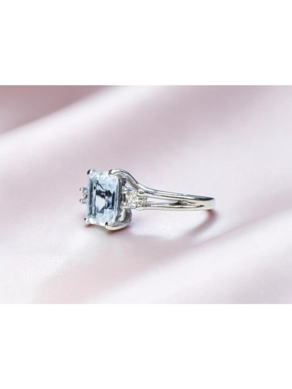 VINTAGE 10K Gold Natural Aquamarine & Diamond Ring Size 5.75 Emerald Cut -2.3g - Picture 12 of 16